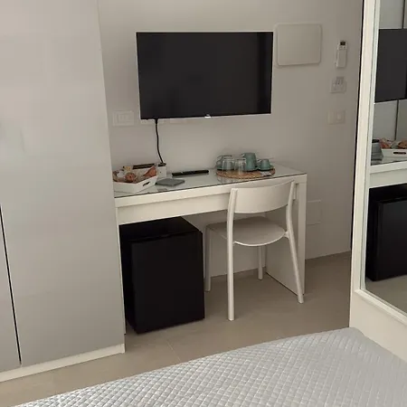 Eleven Rooms&apartments *