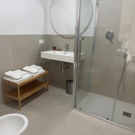 Eleven & Privatunterkunft Olbia