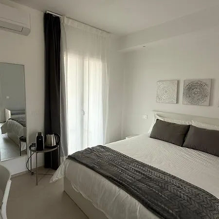 Homestay Eleven & Olbia