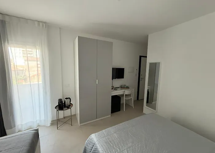 Eleven & Homestay szállás *