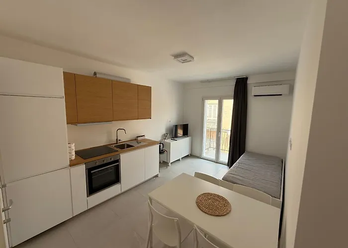 Homestay szállás Eleven & Olbia